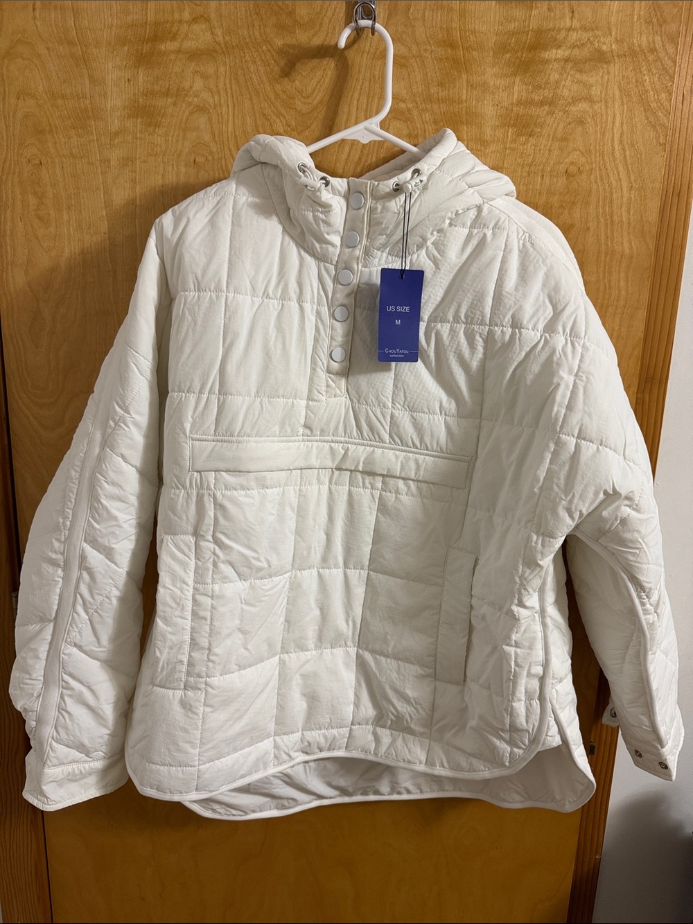 Chouyatou White Quilted Hooded Pullover